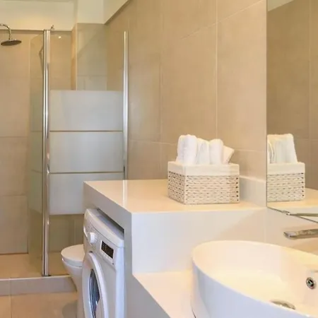 Dilean Luxury Vilă *