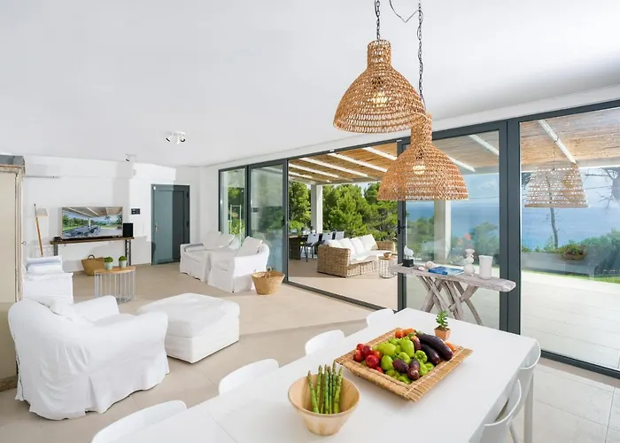 Dilean Luxury * 沃尔沃罗