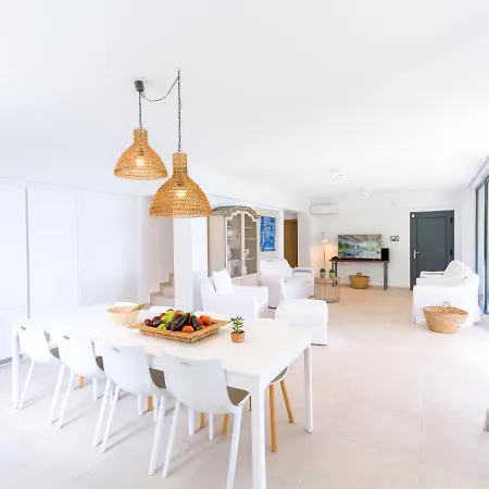 Dilean Luxury וילה *