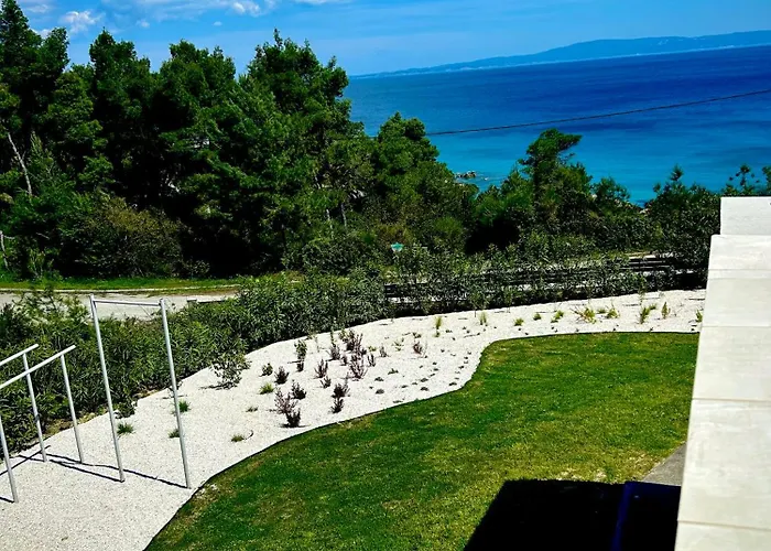 Dilean Luxury Vourvourou